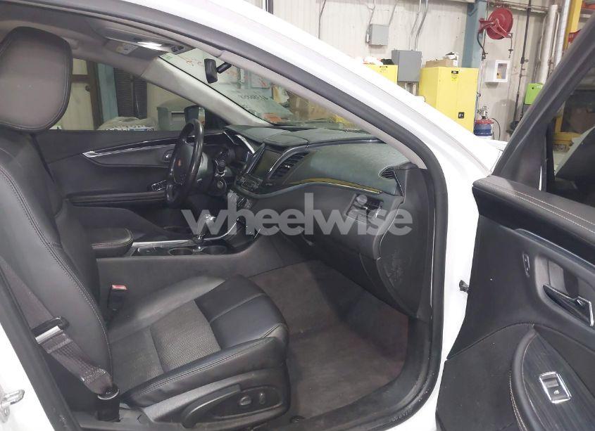 Photo 5 of 2016 Chevrolet Impala 2LT (VIN 2G1115S36G9157014)