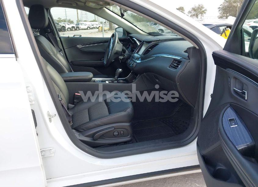 Photo 5 of 2016 Chevrolet Impala 2LT (VIN 2G1115S37G9110316)