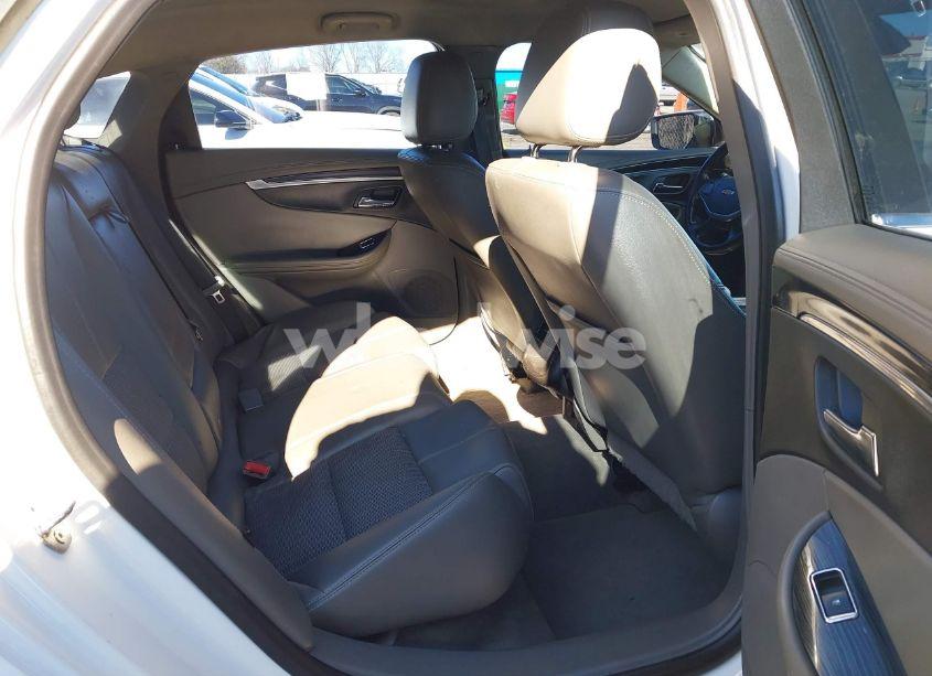 Photo 8 of 2016 Chevrolet Impala 2LT (VIN 2G1115S37G9152467)