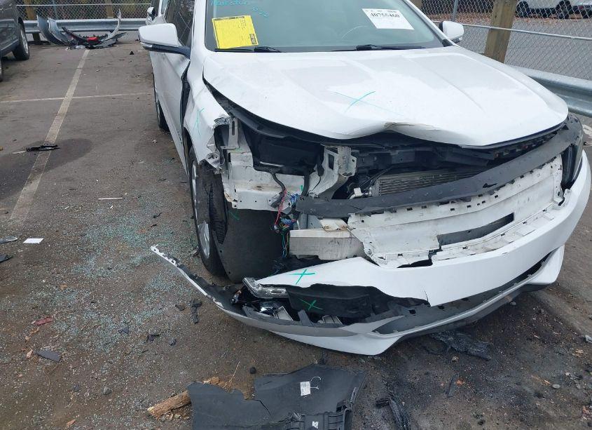 Photo 6 of 2016 Chevrolet Impala 2LT (VIN 2G1115S37G9168930)