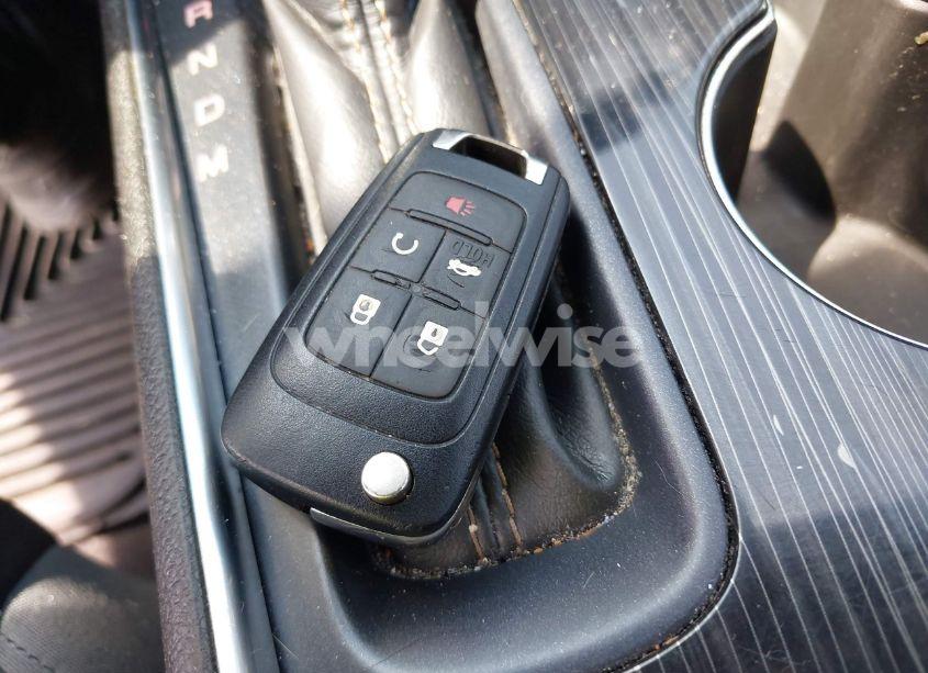 Photo 11 of 2016 Chevrolet Impala LT (VIN 2G1115S37G9171147)