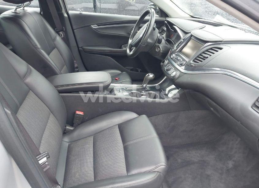 Photo 5 of 2016 Chevrolet Impala 2LT (VIN 2G1115S37G9183928)