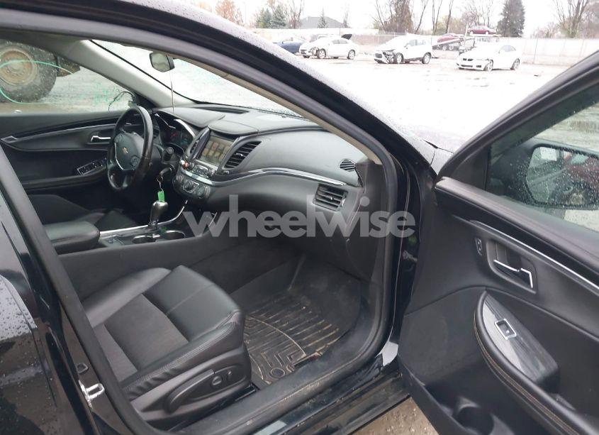 Photo 5 of 2016 Chevrolet Impala 2LT (VIN 2G1115S38G9129926)