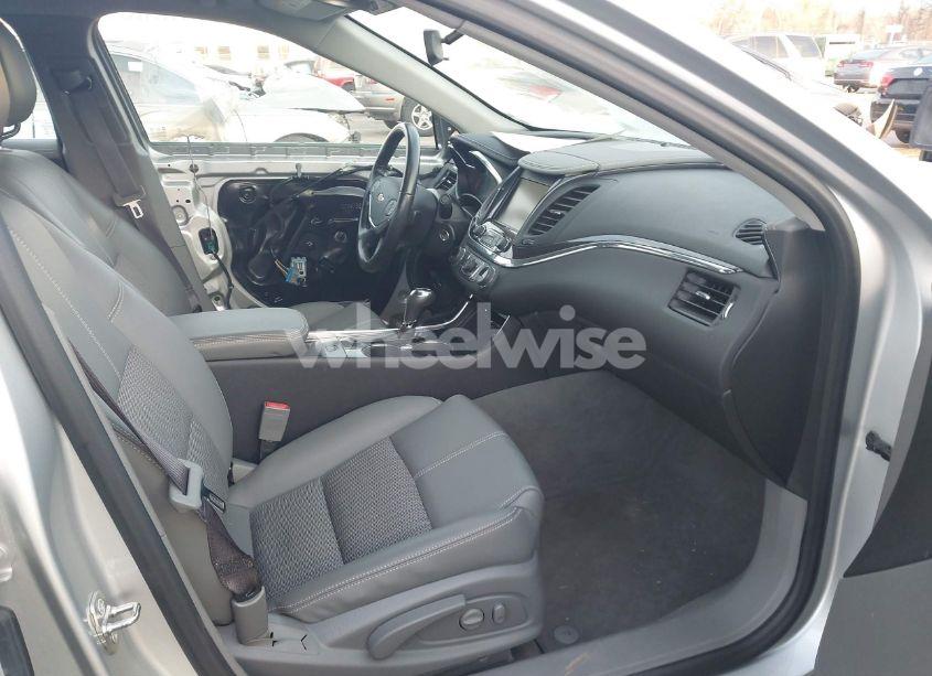 Photo 5 of 2016 Chevrolet Impala 2LT (VIN 2G1115S39G9122936)