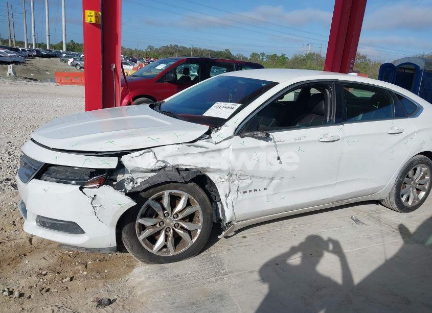 Photo 6 of 2016 Chevrolet Impala 2LT (VIN 2G1115S39G9133421)