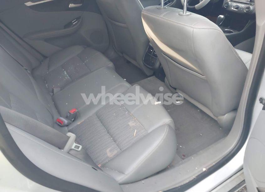 Photo 8 of 2014 Chevrolet Impala 1LT (VIN 2G1115SL2E9109491)