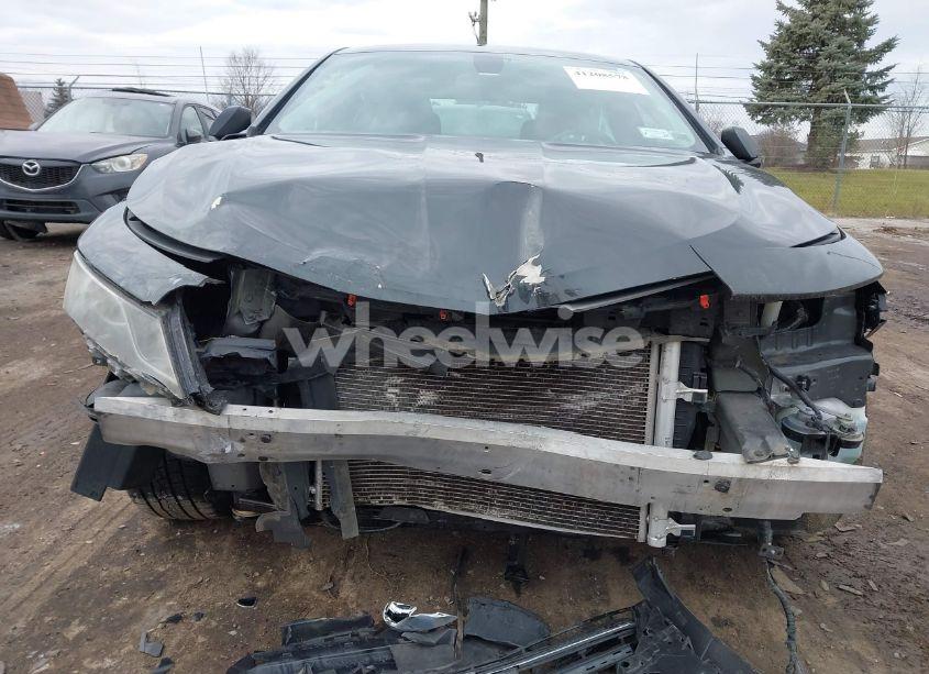 Photo 6 of 2014 Chevrolet Impala LT (VIN 2G1115SL2E9209946)