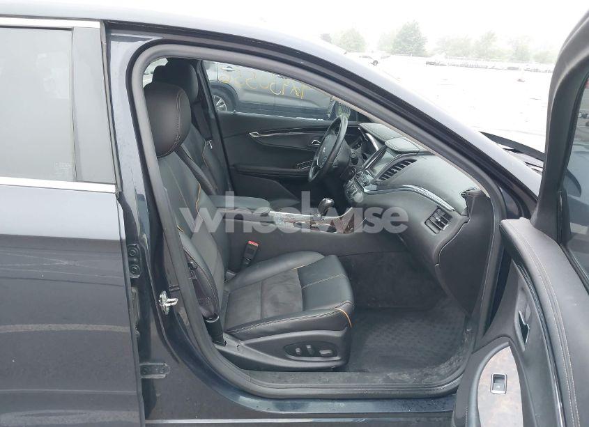 Photo 5 of 2014 Chevrolet Impala 1LT (VIN 2G1115SL2E9227959)