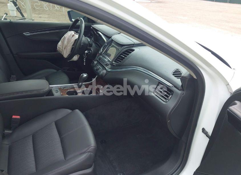 Photo 5 of 2015 Chevrolet Impala 1LT (VIN 2G1115SL2F9136448)