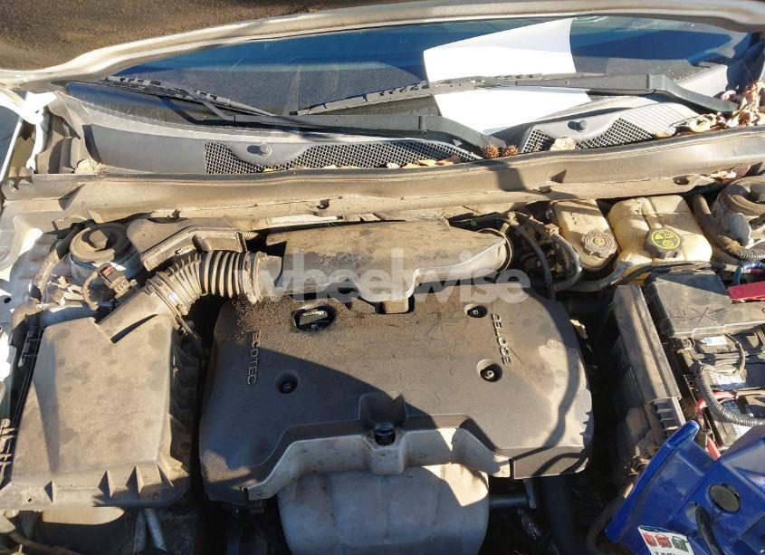 Photo 10 of 2015 Chevrolet Impala 1LT (VIN 2G1115SL2F9178764)