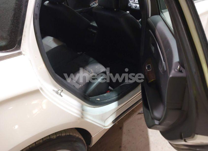 Photo 8 of 2014 Chevrolet Impala 1LT (VIN 2G1115SL3E9287653)