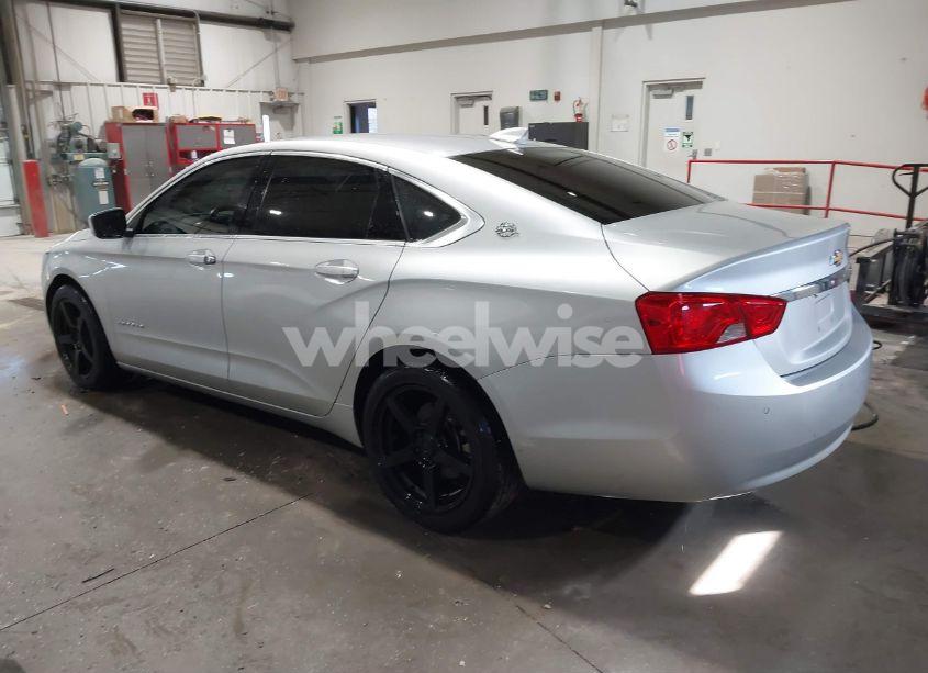 Photo 3 of 2015 Chevrolet Impala 1LT (VIN 2G1115SL3F9185190)