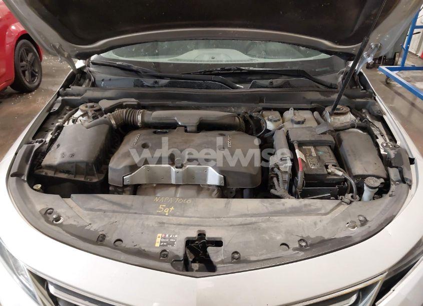 Photo 10 of 2014 Chevrolet Impala 1LT (VIN 2G1115SL4E9250806)
