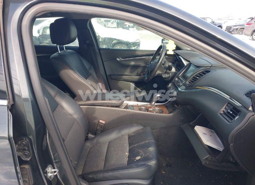 Photo 5 of 2014 Chevrolet Impala 1LT (VIN 2G1115SL4E9269890)