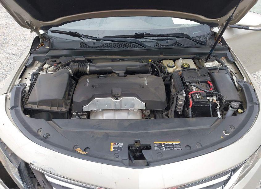 Photo 10 of 2015 Chevrolet Impala 1LT (VIN 2G1115SL4F9167359)