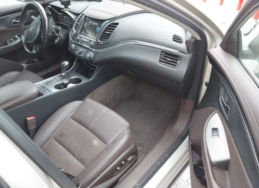 Photo 5 of 2015 Chevrolet Impala 1LT (VIN 2G1115SL4F9167359)