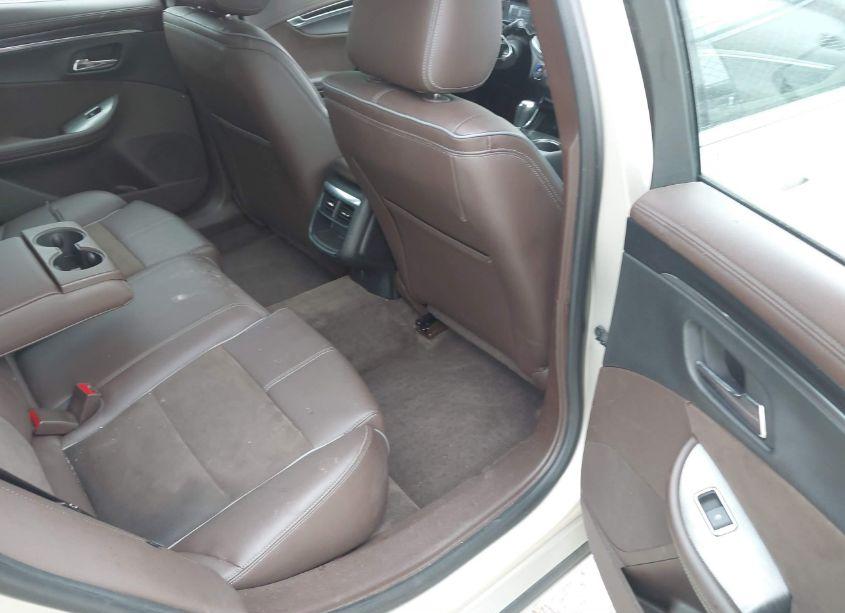 Photo 8 of 2015 Chevrolet Impala 1LT (VIN 2G1115SL4F9167359)