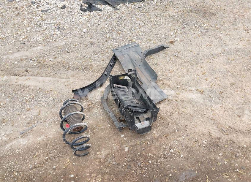 Photo 12 of 2015 Chevrolet Impala 1LT (VIN 2G1115SL6F9138980)