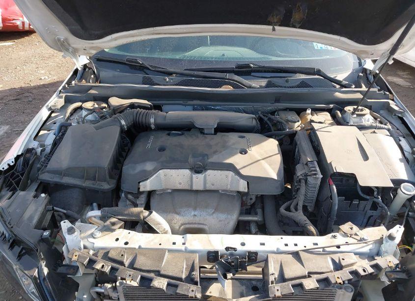 Photo 10 of 2015 Chevrolet Impala 1LT (VIN 2G1115SL6F9256401)