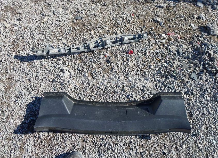 Photo 12 of 2015 Chevrolet Impala 1LT (VIN 2G1115SL6F9266748)