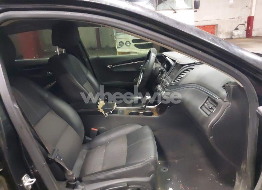 Photo 5 of 2014 Chevrolet Impala 1LT (VIN 2G1115SL7E9282469)