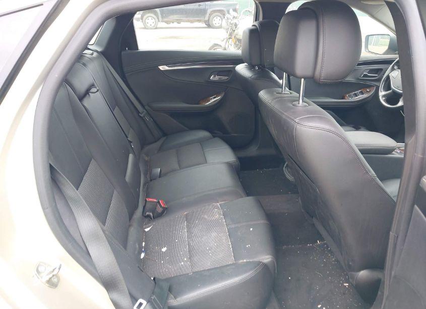 Photo 8 of 2014 Chevrolet Impala 1LT (VIN 2G1115SL8E9208302)