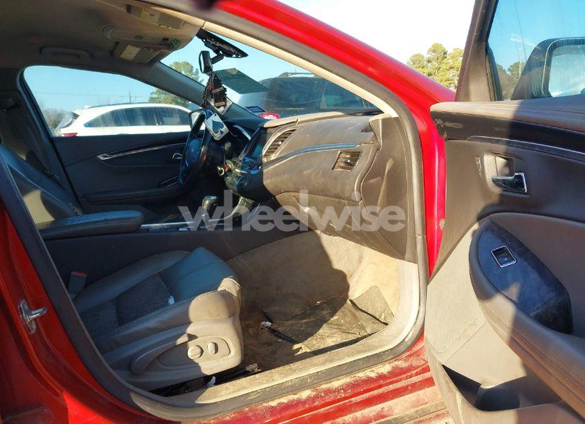 Photo 5 of 2015 Chevrolet Impala 1LT (VIN 2G1115SL9F9268722)