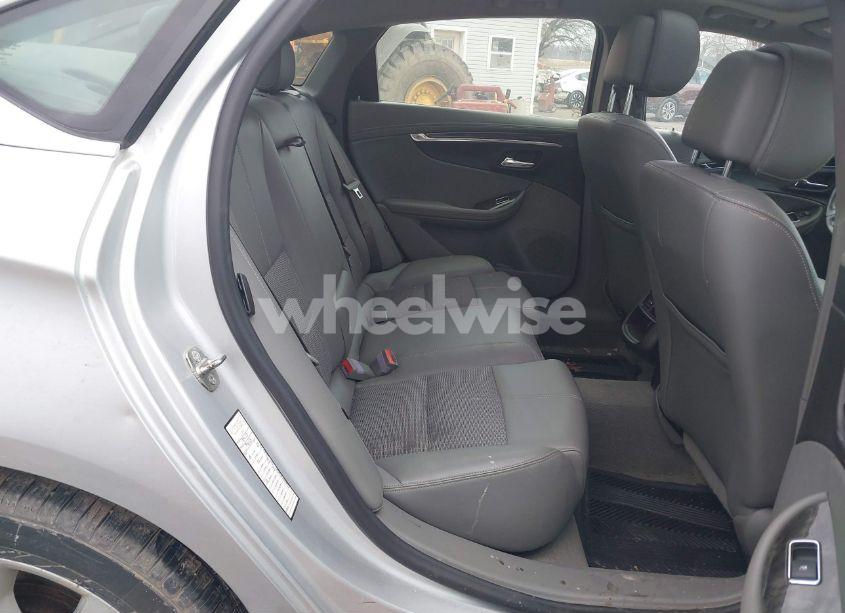 Photo 8 of 2014 Chevrolet Impala 2LT (VIN 2G1125S30E9122155)