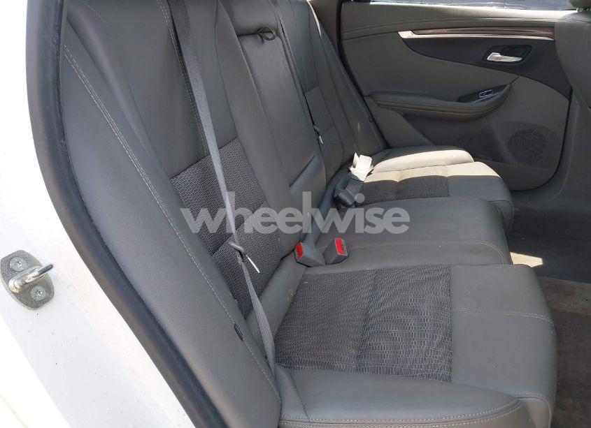Photo 8 of 2015 Chevrolet Impala 2LT (VIN 2G1125S30F9189260)