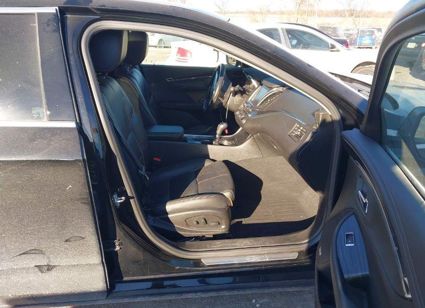 Photo 5 of 2018 Chevrolet Impala 2LZ (VIN 2G1125S30J9103194)