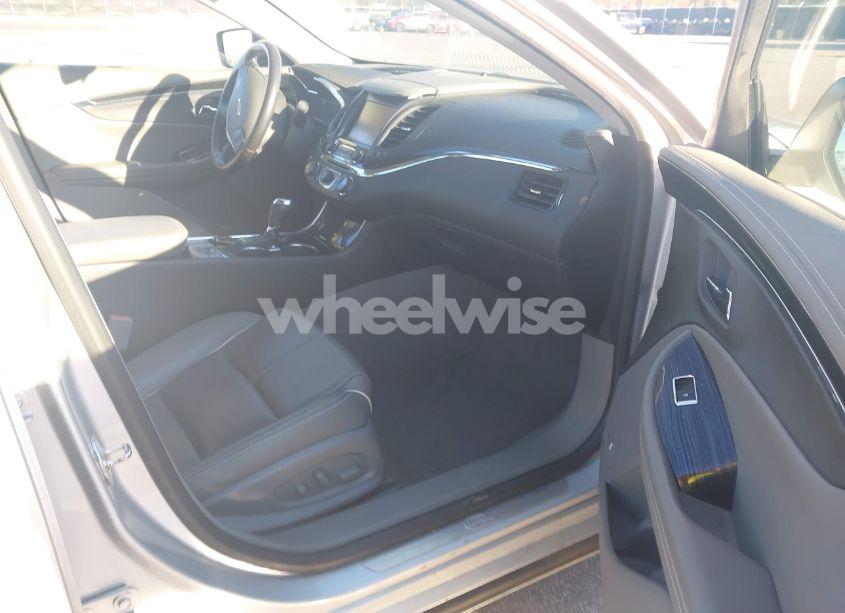 Photo 5 of 2018 Chevrolet Impala 2LZ (VIN 2G1125S30J9130489)