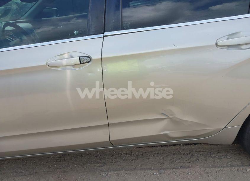 Photo 6 of 2014 Chevrolet Impala 2LT (VIN 2G1125S31E9115909)