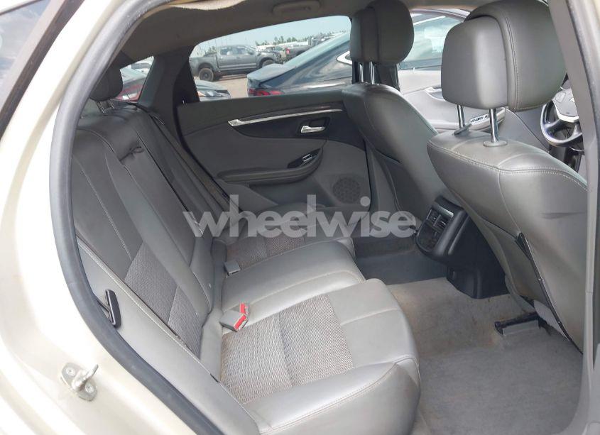 Photo 8 of 2014 Chevrolet Impala 2LT (VIN 2G1125S31E9115909)