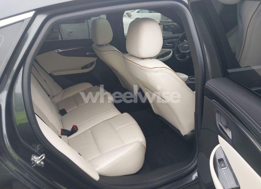 Photo 8 of 2018 Chevrolet Impala 2LZ (VIN 2G1125S31J9138925)