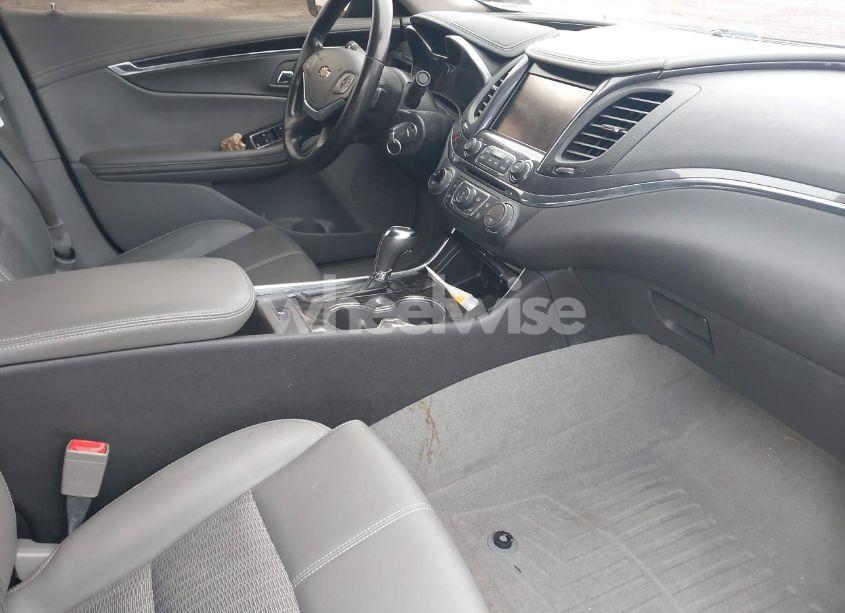 Photo 5 of 2014 Chevrolet Impala 2LT (VIN 2G1125S32E9122450)