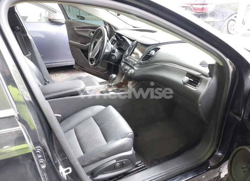 Photo 5 of 2014 Chevrolet Impala 2LT (VIN 2G1125S32E9244483)