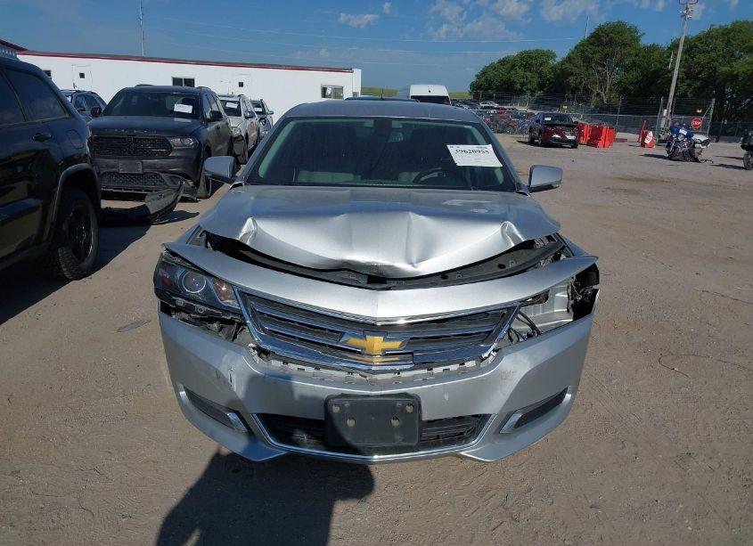 Photo 6 of 2015 Chevrolet Impala 2LT (VIN 2G1125S32F9126404)