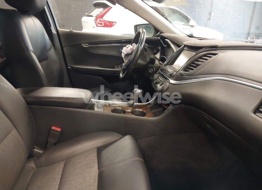 Photo 5 of 2015 Chevrolet Impala 2LT (VIN 2G1125S33F9100202)