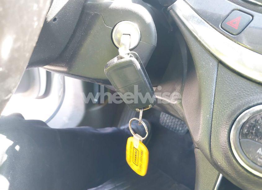 Photo 11 of 2015 Chevrolet Impala 2LT (VIN 2G1125S33F9155992)