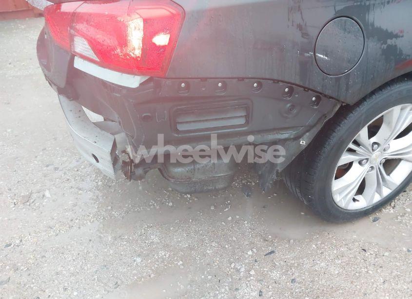 Photo 22 of 2015 Chevrolet Impala 2LT (VIN 2G1125S33F9199085)