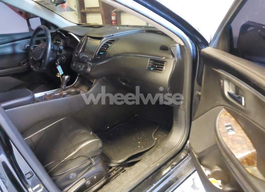 Photo 5 of 2014 Chevrolet Impala 2LT (VIN 2G1125S34E9125320)