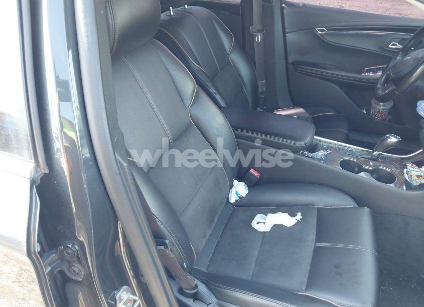 Photo 5 of 2014 Chevrolet Impala 2LT (VIN 2G1125S34E9258529)