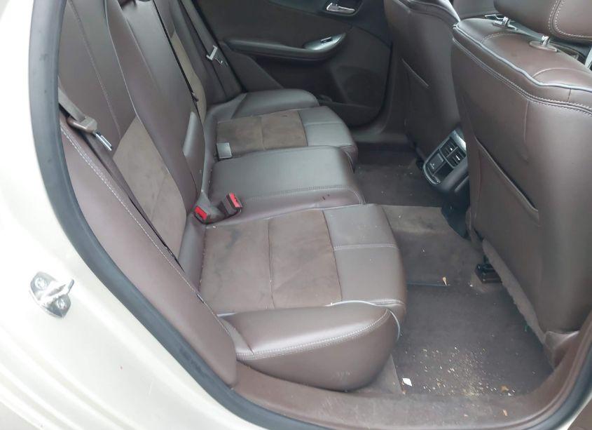 Photo 8 of 2015 Chevrolet Impala 2LT (VIN 2G1125S34F9100712)