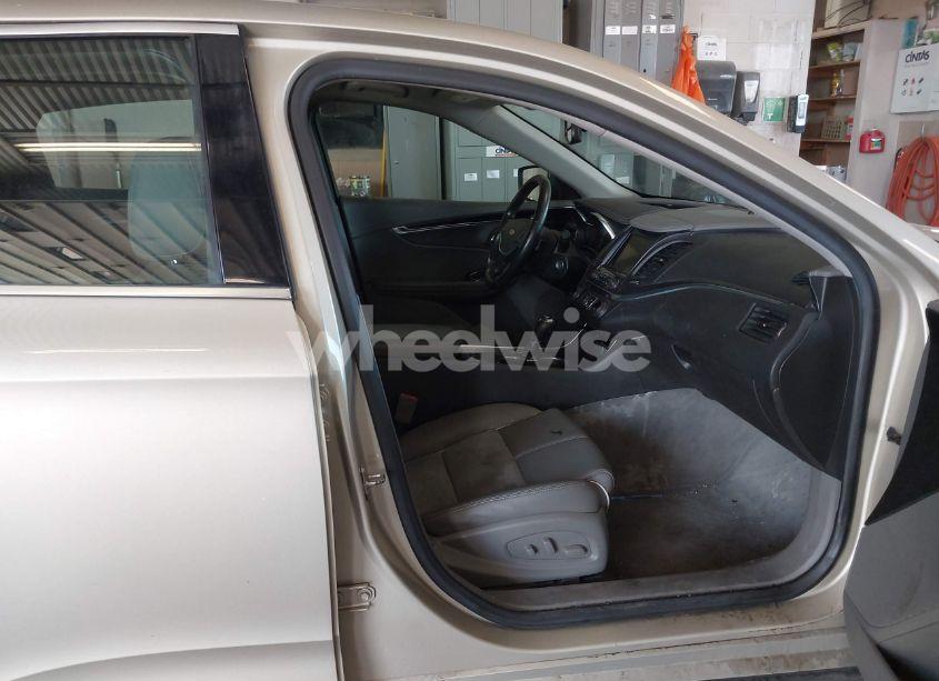 Photo 5 of 2015 Chevrolet Impala 2LT (VIN 2G1125S34F9128283)