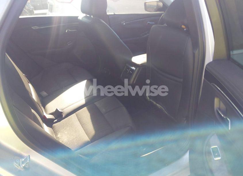 Photo 8 of 2015 Chevrolet Impala 2LT (VIN 2G1125S34F9177578)