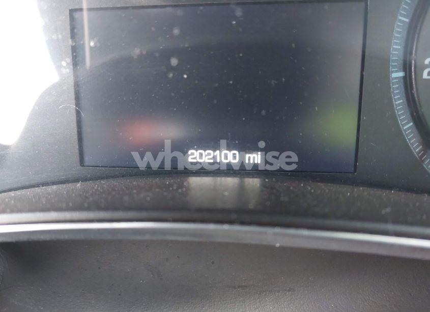 Photo 7 of 2015 Chevrolet Impala 2LT (VIN 2G1125S34F9180920)