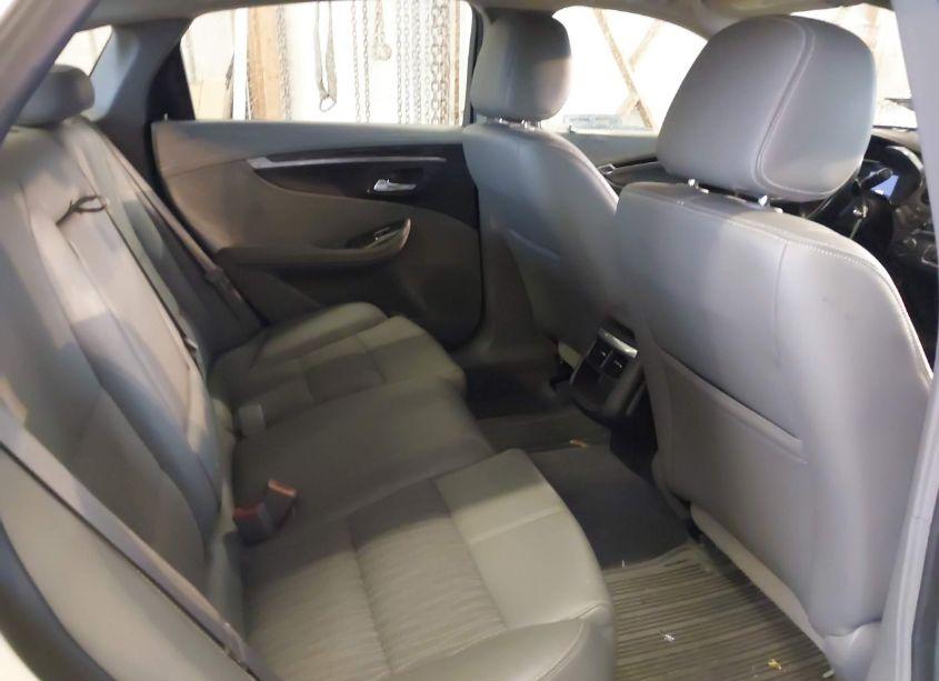 Photo 8 of 2015 Chevrolet Impala 2LT (VIN 2G1125S34F9275123)