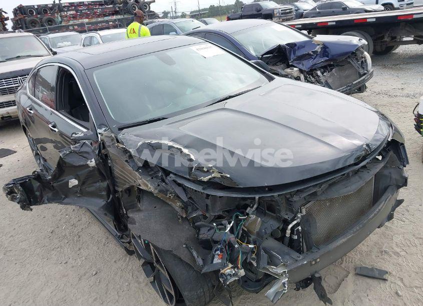 2018 Chevrolet Impala 2LZ (VIN 2G1125S34J9124999) main photo