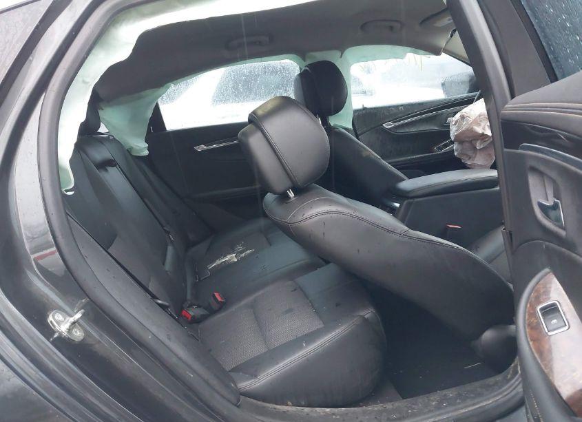 Photo 8 of 2014 Chevrolet Impala 2LT (VIN 2G1125S35E9165471)