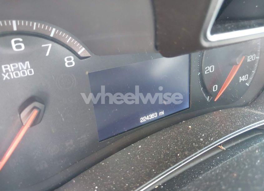 Photo 15 of 2015 Chevrolet Impala 2LT (VIN 2G1125S35F9213181)